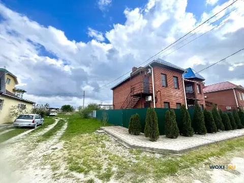 Дом 213 м² на участке 10 сот.