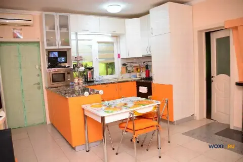 Дом 150 м² на участке 1 сот.