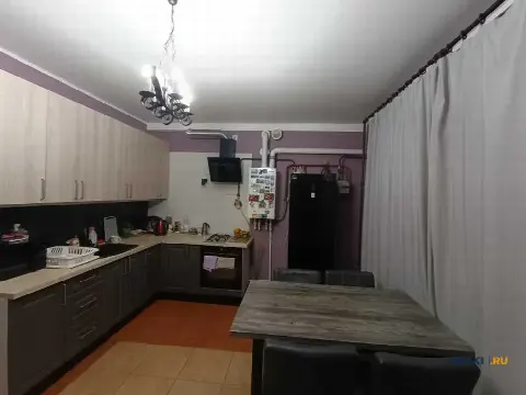 3-комн. квартира, 90 м², 3/5 эт.
