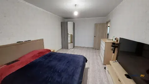 3-комн. квартира, 90 м², 3/16 эт.