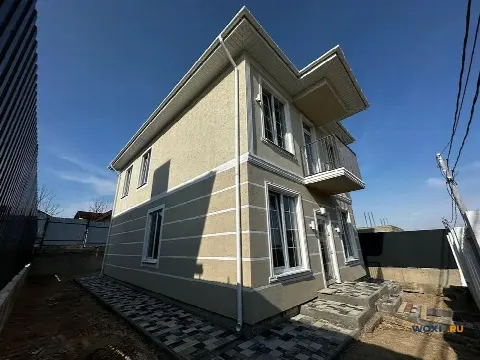 Дом 141 м² на участке 3 сот.