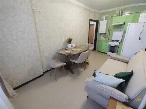 1-комн. квартира, 42 м², 2/9 эт.