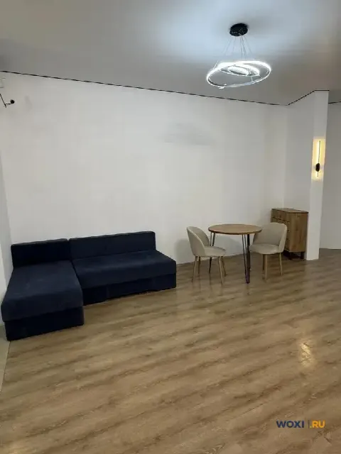 2-комн. квартира, 62 м², 1/8 эт.