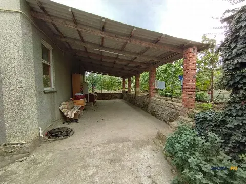 Дом 80 м² на участке 6 сот.