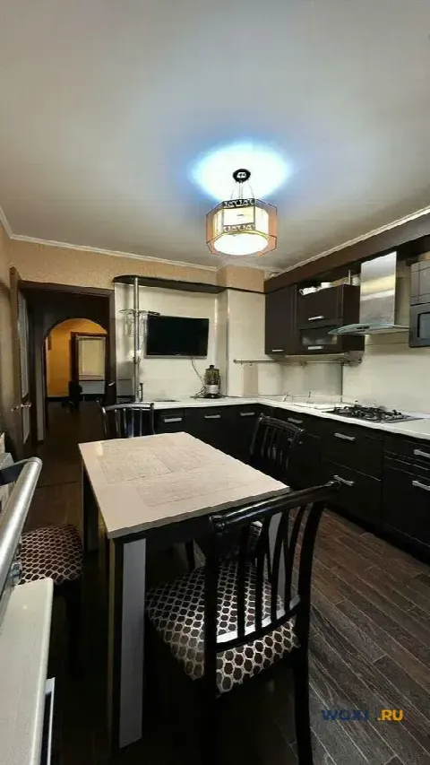 3-комн. квартира, 84 м², 2/9 эт.