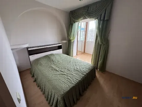 3-комн. квартира, 70 м², 6/6 эт.