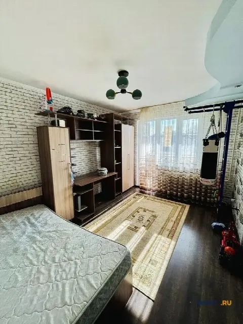 3-комн. квартира, 91 м², 4/5 эт.