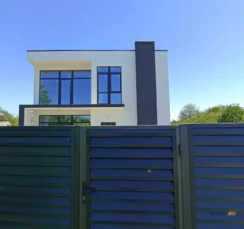 Дом 140 м² на участке 5 сот.