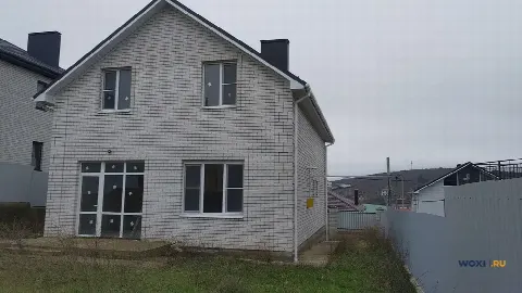 Дом 146 м² на участке 5 сот.