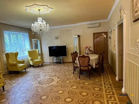 Дом 259 м² на участке 5 сот.