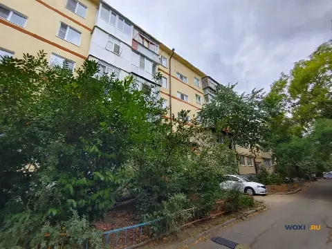 2-комн. квартира, 44 м², 3/5 эт.