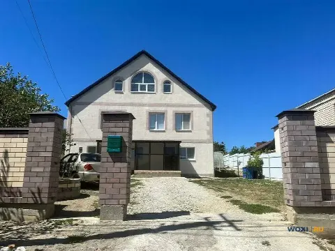 Дом 180 м² на участке 16 сот.