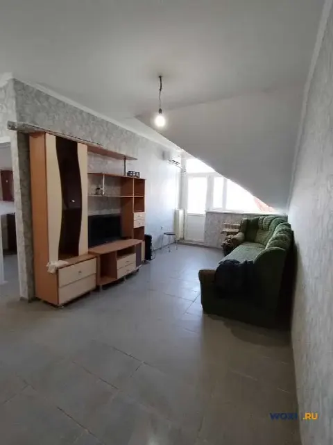 1-комн. квартира, 42 м², 3/3 эт.