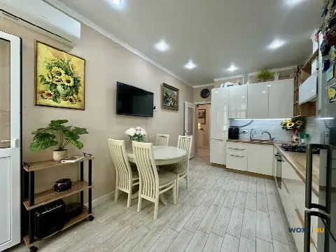 2-комн. квартира, 72 м², 3/4 эт.
