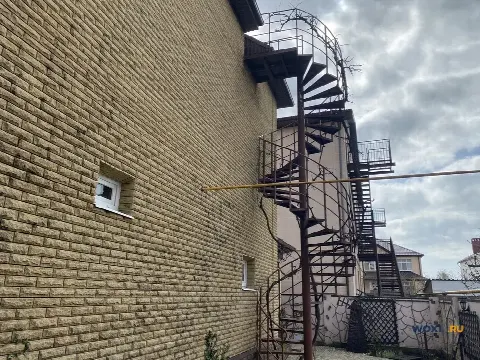 Дом 335 м² на участке 5 сот.