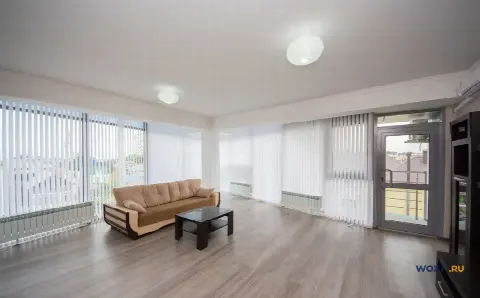 2-комн. квартира, 74 м², 4/5 эт.