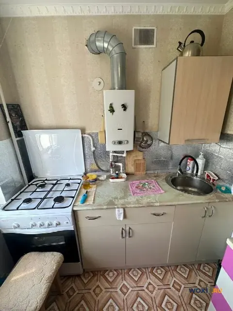 2-комн. квартира, 42 м², 4/5 эт.