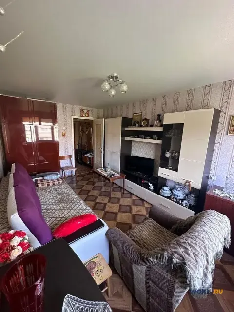 2-комн. квартира, 42 м², 4/5 эт.
