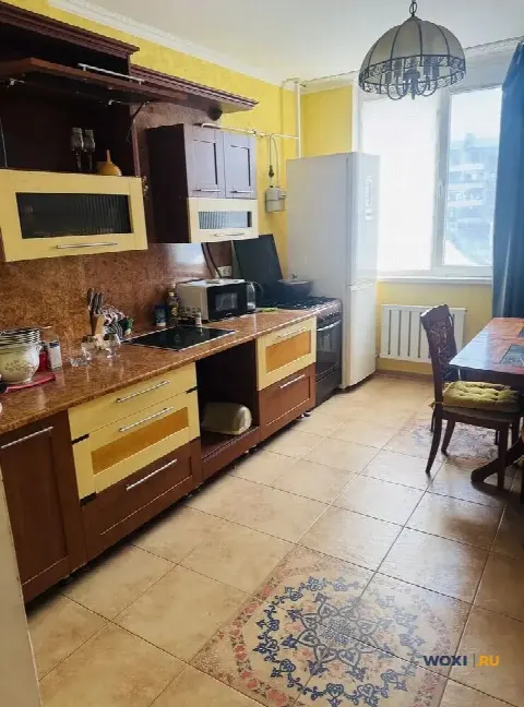 2-комн. квартира, 72 м², 3/11 эт.
