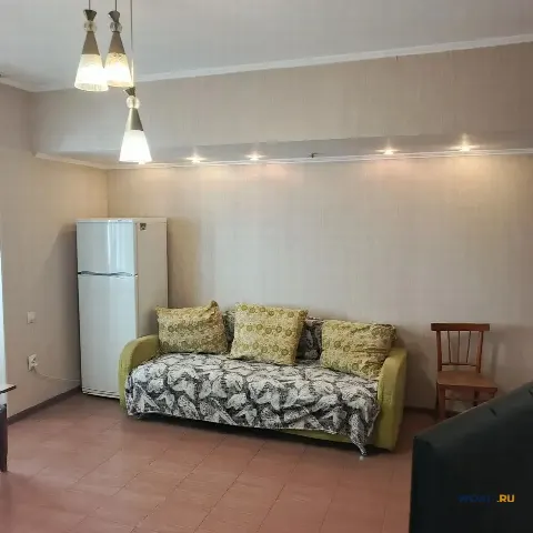2-комн. квартира, 70 м², 2/6 эт.