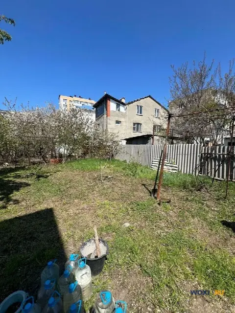 Дом 55 м² на участке 5 сот.
