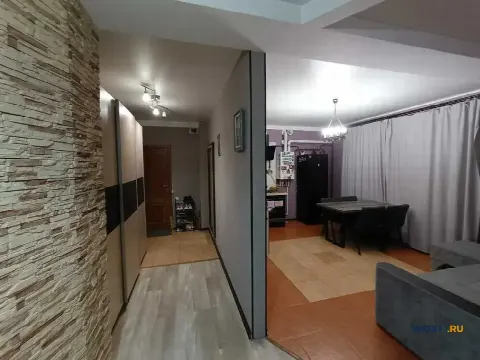 3-комн. квартира, 90 м², 3/5 эт.