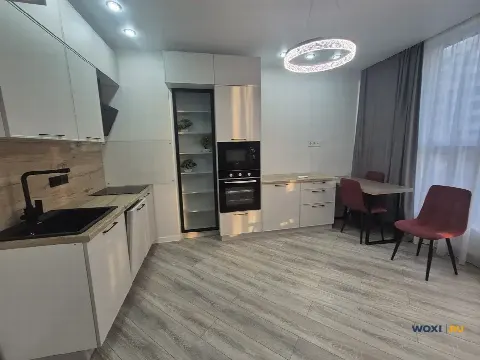 2-комн. квартира, 61 м², 3/9 эт.