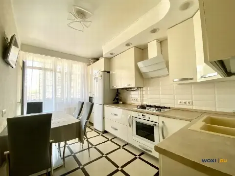 2-комн. квартира, 62 м², 3/9 эт.