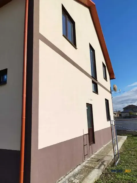 Дом 250 м² на участке 10 сот.