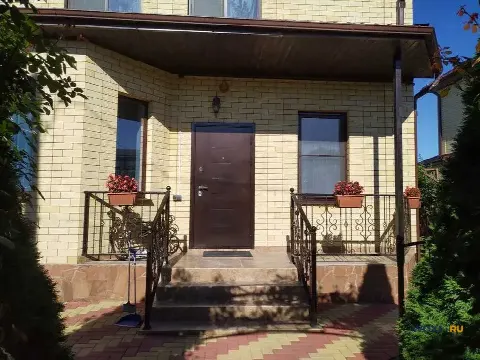 Дом 141 м² на участке 4 сот.