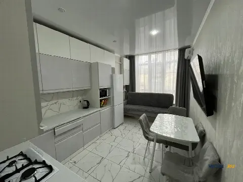 1-комн. квартира, 40 м², 1/3 эт.