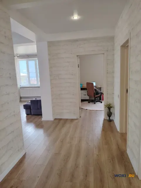 Дом 180 м² на участке 5 сот.