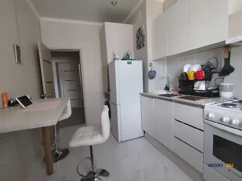 2-комн. квартира, 66 м², 3/3 эт.