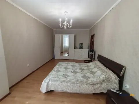 2-комн. квартира, 73 м², 7/12 эт.