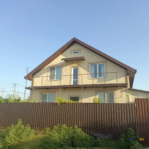 Дом 177 м² на участке 8 сот.