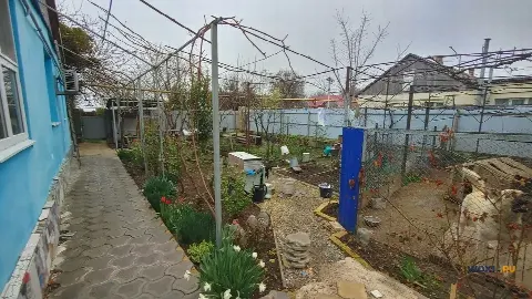 2-комн. квартира, 54 м², 1/1 эт.