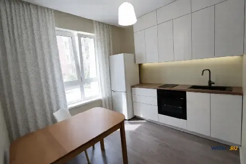 2-комн. квартира, 57 м², 1/8 эт.