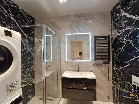2-комн. квартира, 50 м², 1/6 эт.