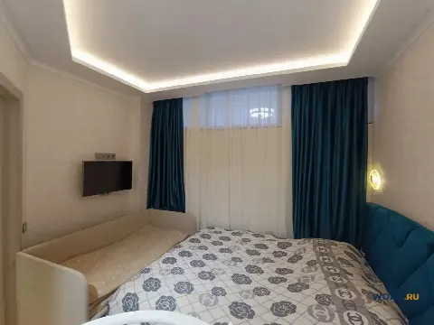 2-комн. квартира, 50 м², 1/6 эт.
