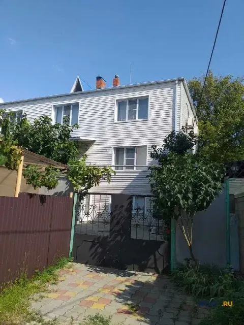 Дом 250 м² на участке 4 сот.