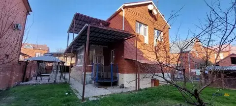 Дом 259 м² на участке 5 сот.