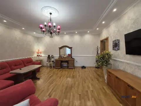 3-комн. квартира, 130 м², 1/3 эт.