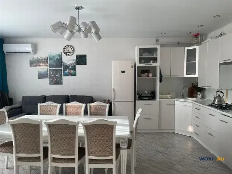 3-комн. квартира, 103 м², 3/5 эт.