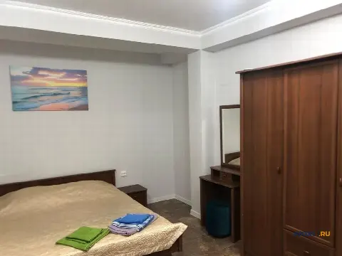 1-комн. квартира, 40 м², -1/3 эт.