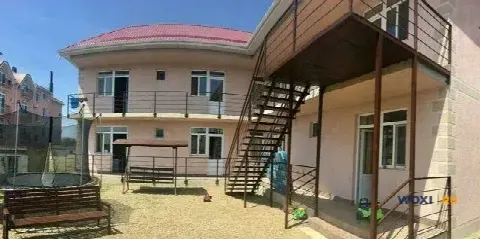 Дом 240 м² на участке 7 сот.