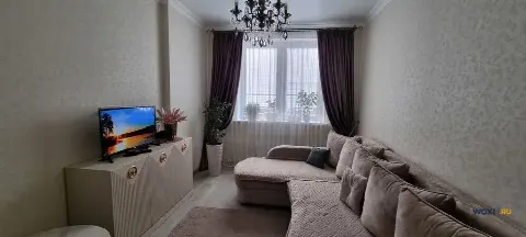 1-комн. квартира, 37 м², 1/13 эт.