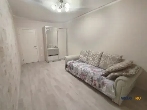 2-комн. квартира, 70 м², 9/13 эт.