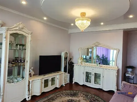2-комн. квартира, 77 м², 9/10 эт.