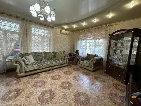 Дом 273 м² на участке 5 сот.