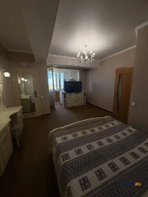 1-комн. квартира, 42 м², 6/6 эт.